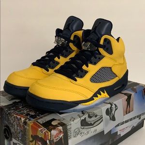 🆕Air Jordan 5 Retro SE “Michigan”